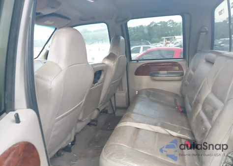 2002 Ford F-350 from USA, damaged, VIN 1FTWW32F92ED15414